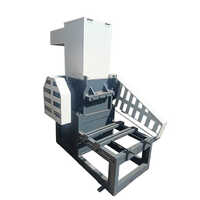 28 Inch Plastic Cutting Grinder Machine - Automatic Grade: Semi-automatic