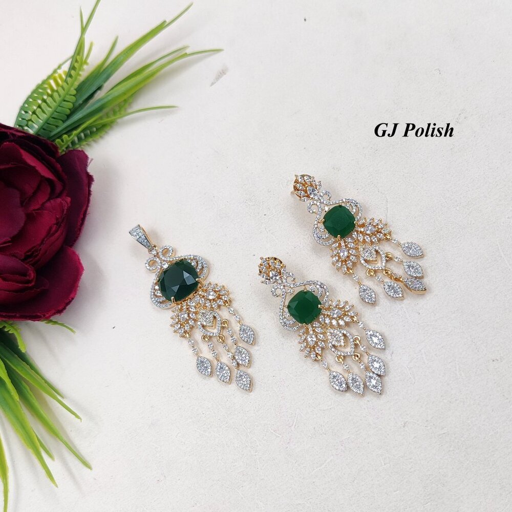 Adorned allure Ad Necklace Set