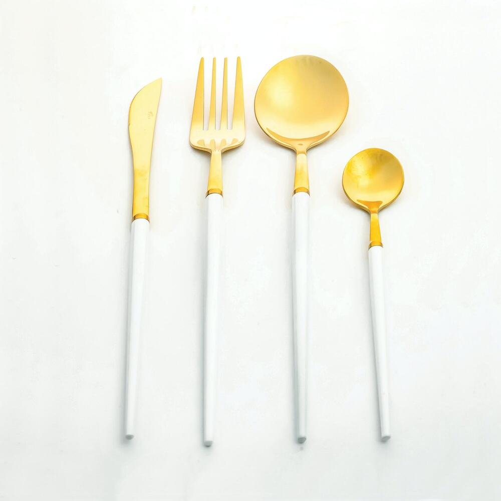 Cutlery Set of 04