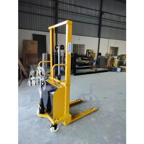 Battery Operated Stacker - Lifting Capacity: 1-3 Tonne