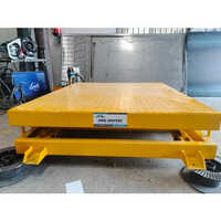 Industrial Scissor Lift Table - Load Capacity: 500  Kilograms (Kg)