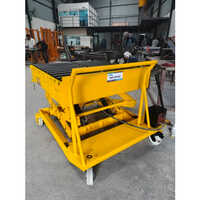 Movable Scissor Lift With Roller Bed - Load Capacity: 200-1000  Kilograms (kg)