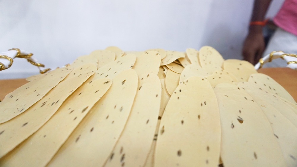 Brown Natural Avarai Appalam Papad