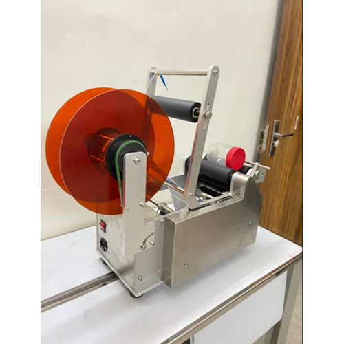 Round Bottle Labeling Machine