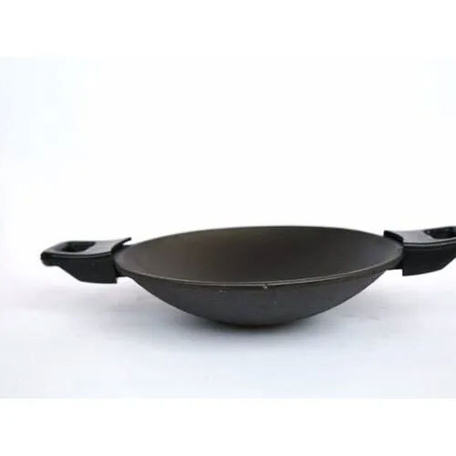 Cast Iron Apakkal With Handle Pan - Interior Coating: Polished