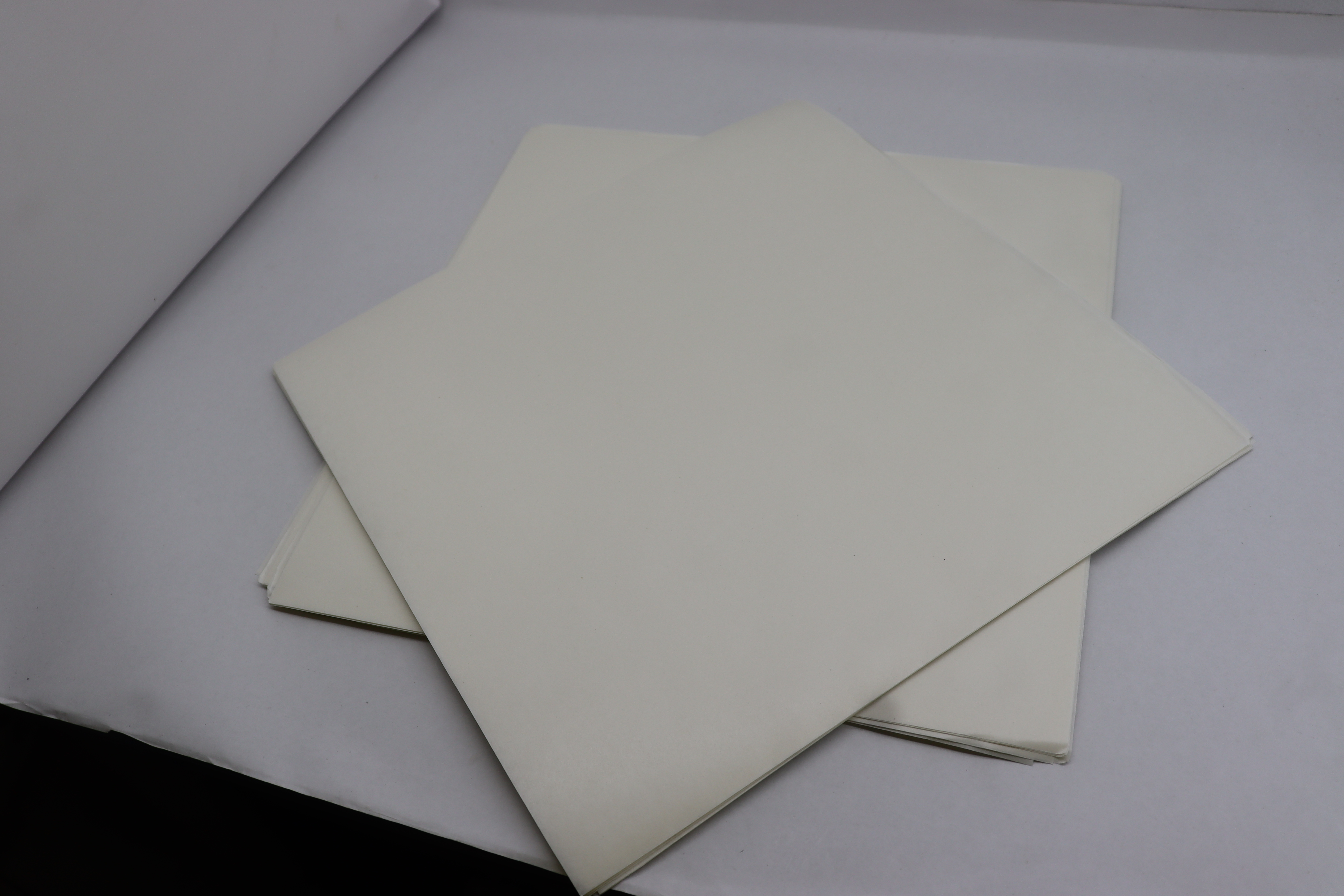 120 Gsm Uncoated Mg Kraft / Super Calendar Paper - Coating Material: Food Grade