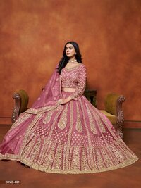 DESIGNER WEDDING WEAR LEHENGA
