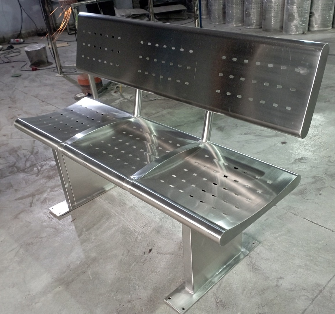 Three Seater Stainless Steel Bench - 1300 X 450 X 900 Mm, Matte Finish, Durable, Eco-friendly, Uv Resistant, Water Resistant, Easy To Clean