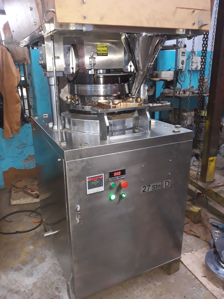 Double Rotary Tableting Machine - Color: Silver