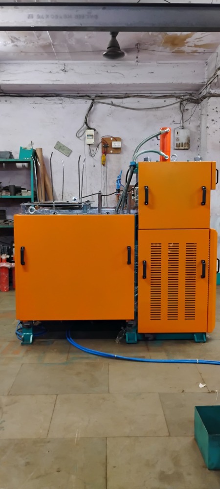 Hydraulic Buffet Plate Making Machine - Capacity: 36 Pcs/min