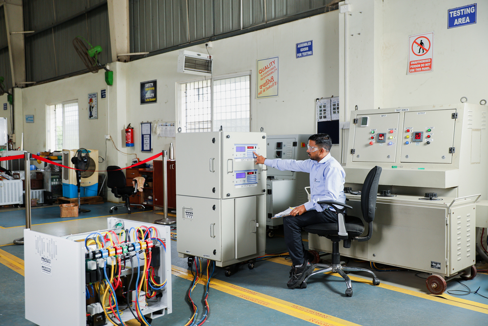 SFCube Static Voltage Stabilizer with Precision (VRP)