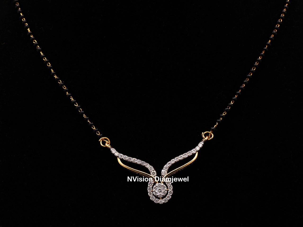 Natural Diamond Solitaire Setting Mangalsutra