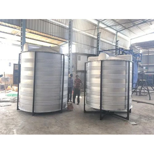 Roto Molded Tanks Making Machine - Color: Silver