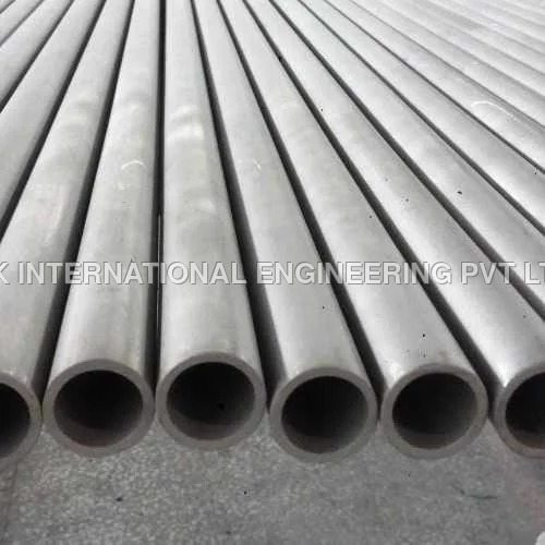 316L Stainless Steel Seamless Pipe - 1/2 Inch Diameter, Polished Silver Finish | Durable Steel Product for Versatile Applications