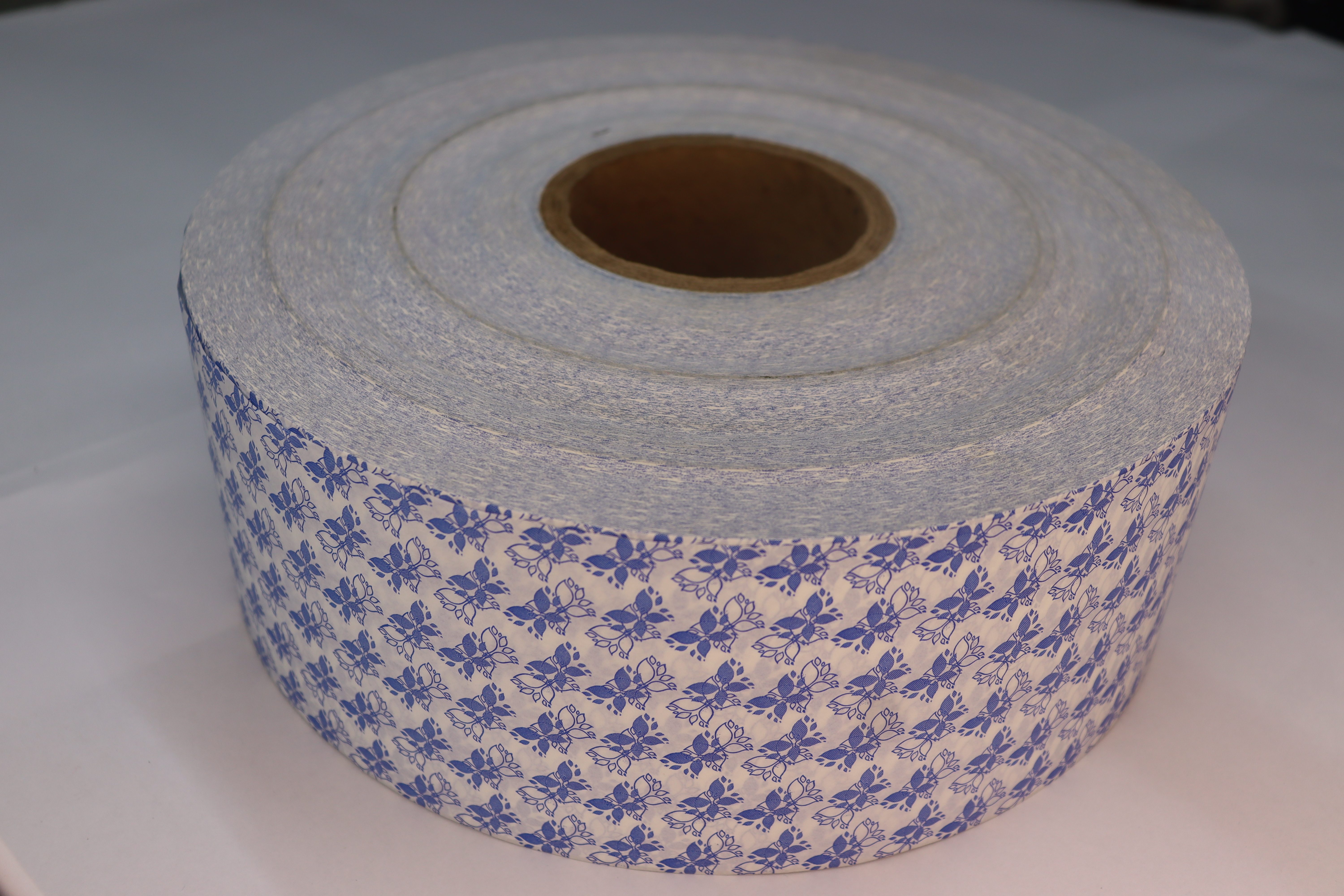Silicon Coated Release Paper - 20x30 Inch Sheets & 20 Inch Rolls | Nonstick, Glossy Finish, Custom Sizes For Food Packaging & Adhesive Solutions