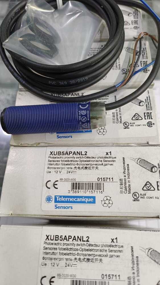 TELEMECHNIQUE PHOTOELECTRIC SENSOR,XUB5APANL2