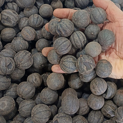 Black Dry Lemon - Raw, Non-Glutinous, Ball and Cube Shapes | Water Preserved, Normal Taste Profile, Common Cultivation Practices