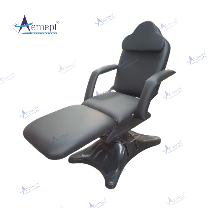 Hydraulic dermatology chair