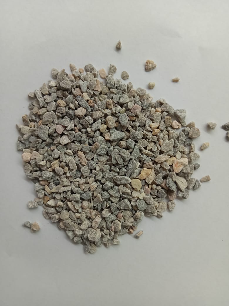 Grey Limestone Grit - Color: White