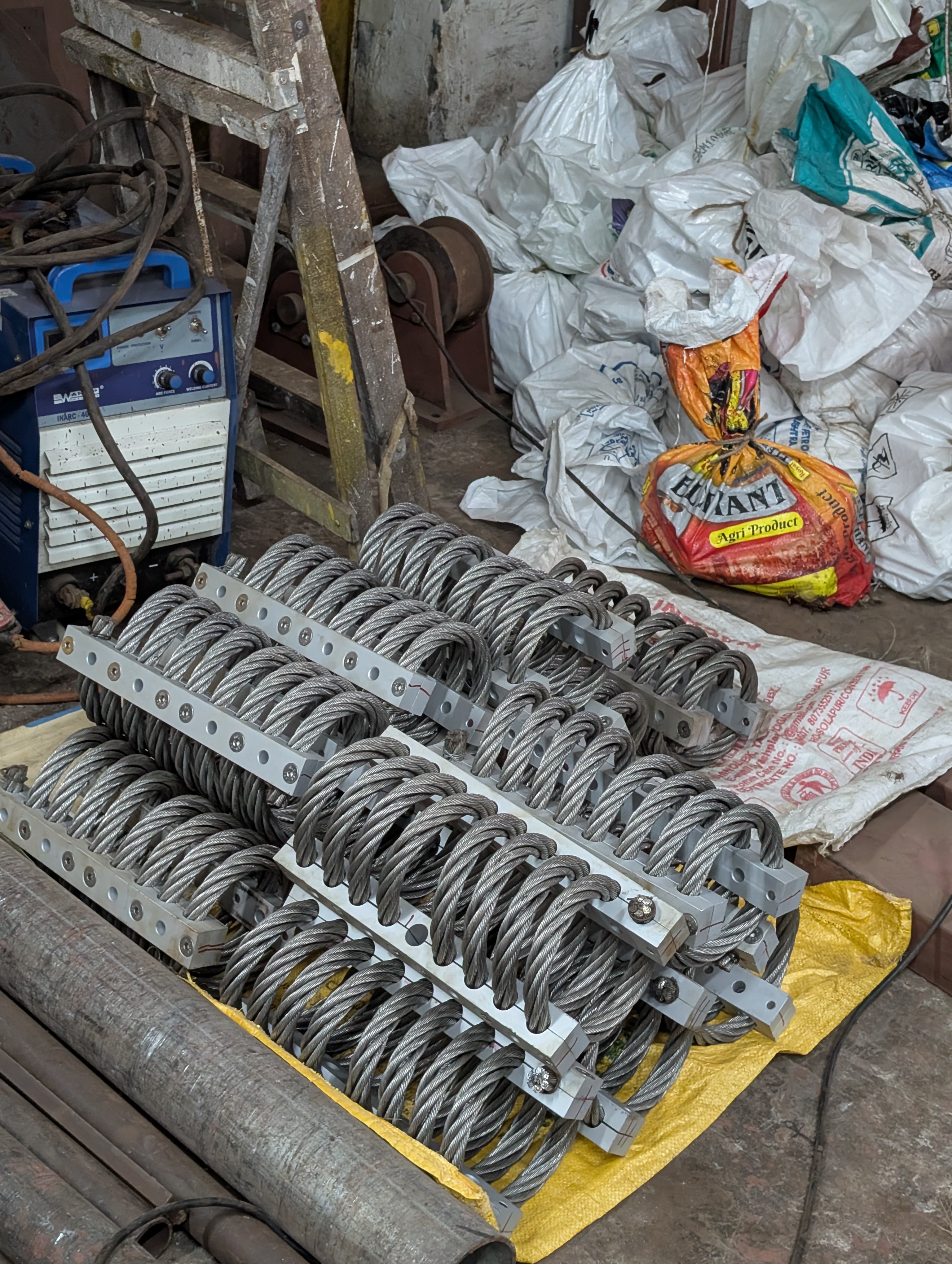 Helical Wire Rope - Color: Grey
