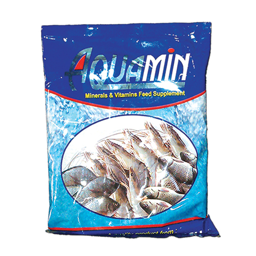 खनिज और विटामिन फ़ीड सप्लीमेंट