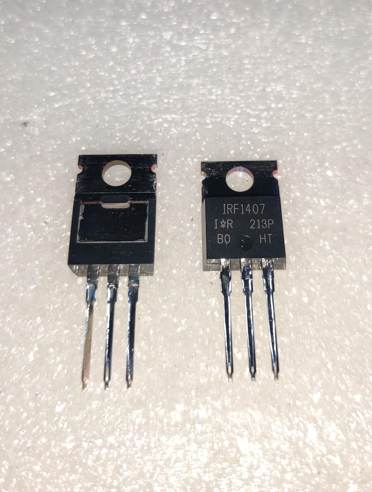Irf1407pb Electrical Mosfet - Color: Black