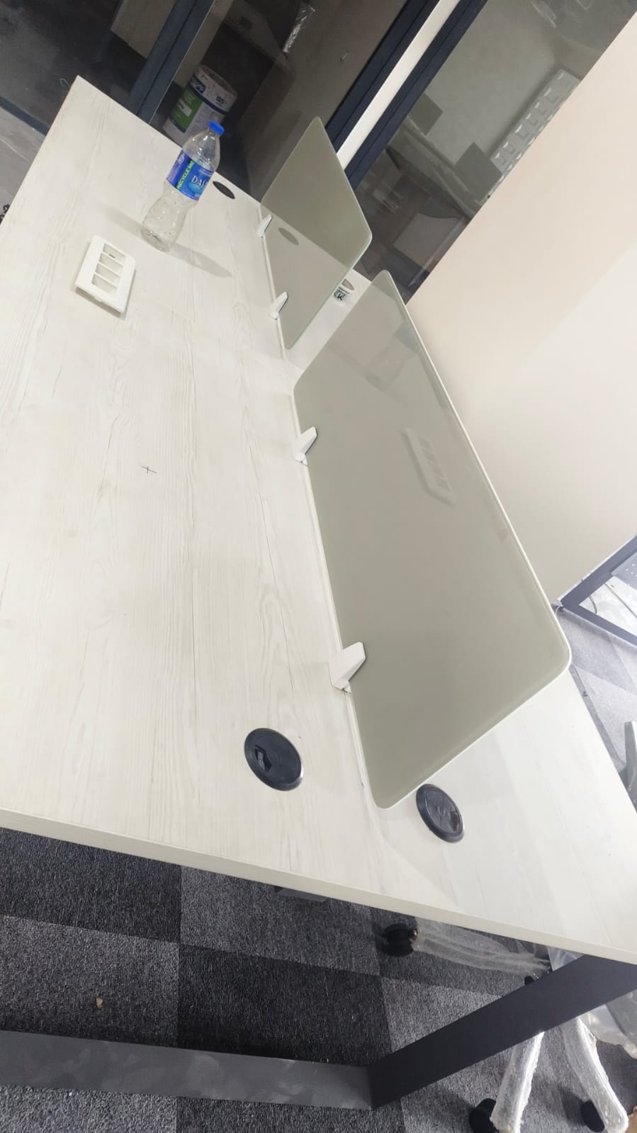 Workstation Sandwich Screen Glass