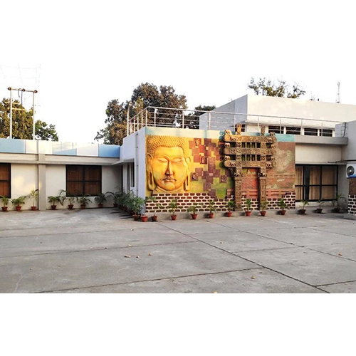 क्लब निर्माण