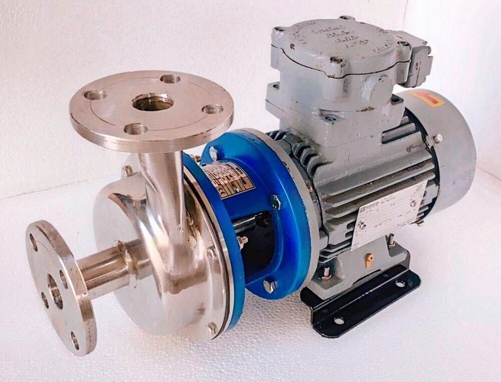 Flameproof Pump - Color: Silver