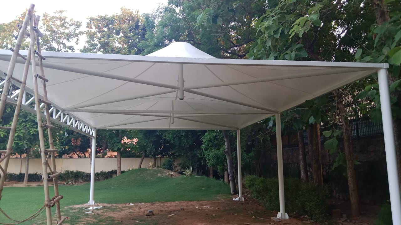 Tensile Gazebo Structure - Durable Multicolored Fabric, Ideal For Commercial And Residential Use In Hotels, Restaurants, Gardens, Schools