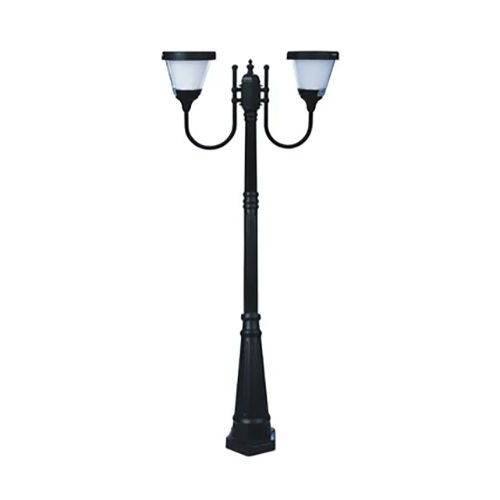 Luker Solar Post Light - Color: Black & White