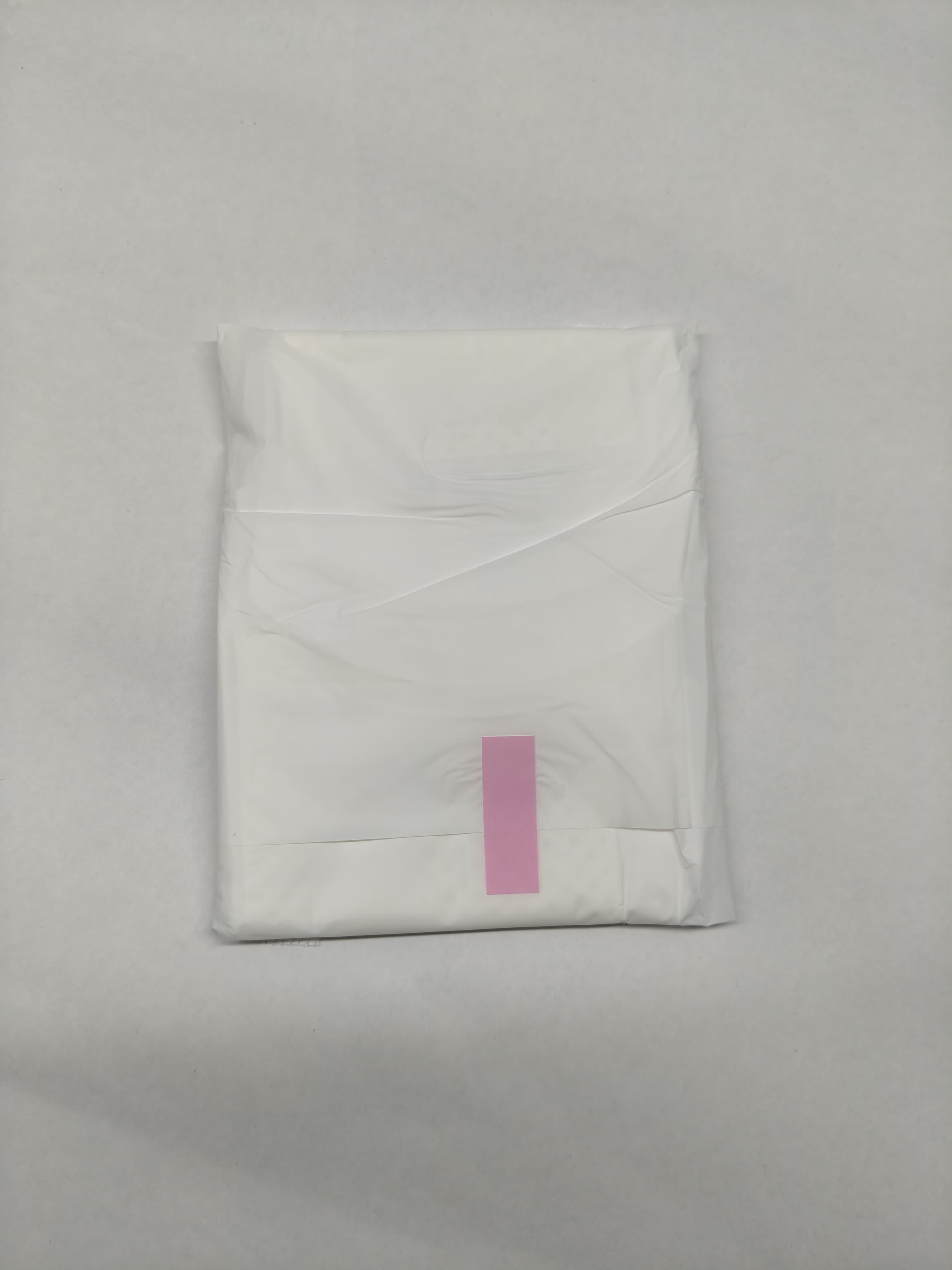 ULTRA THIN SANITARY NAPKIN TRIFOLD 320MM DRYNET 40PCS