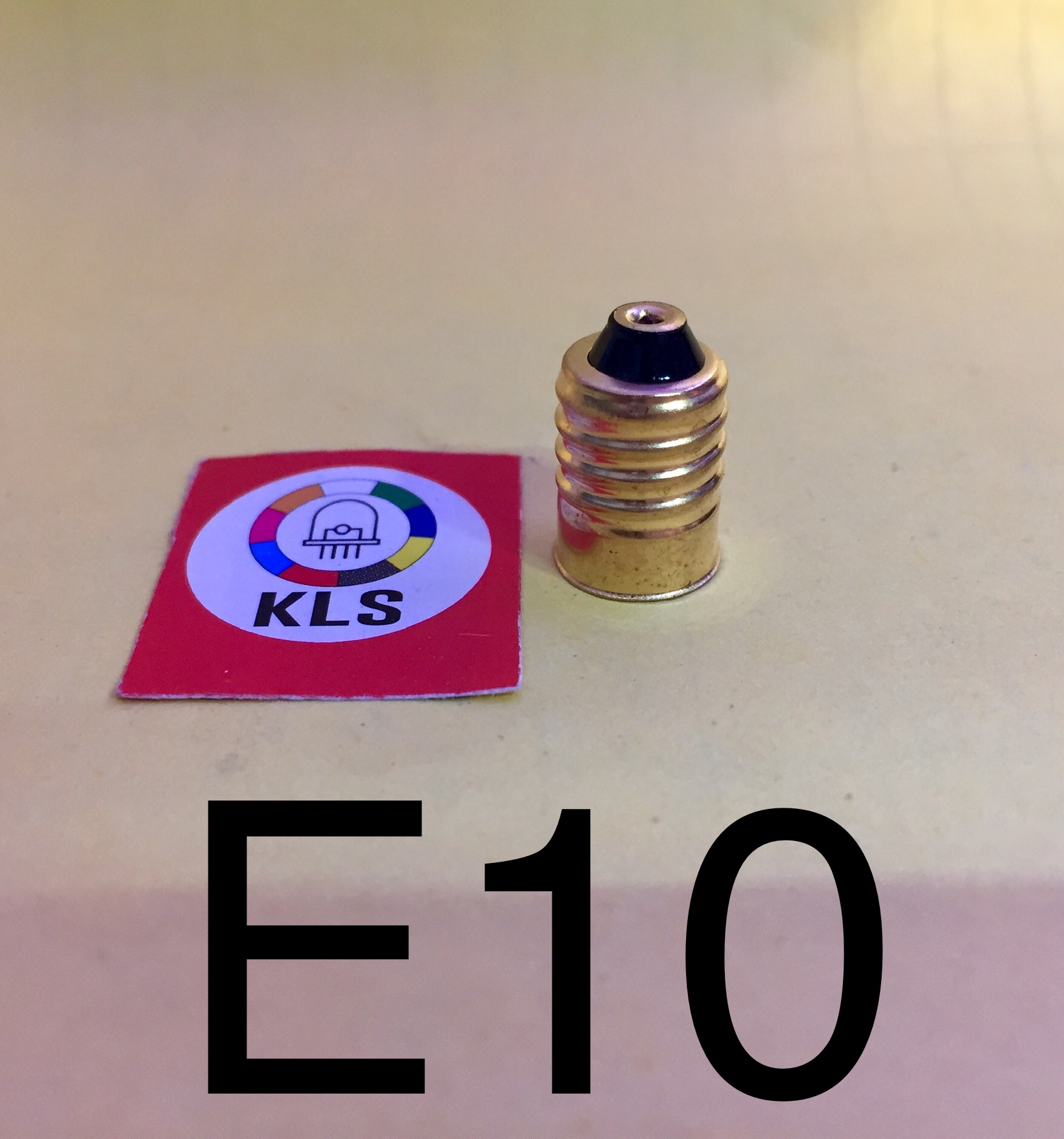 8MM SERIES CAP & HOLDER