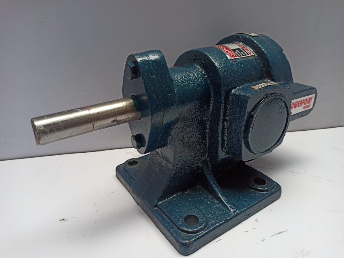 Oil Pump - Color: Black