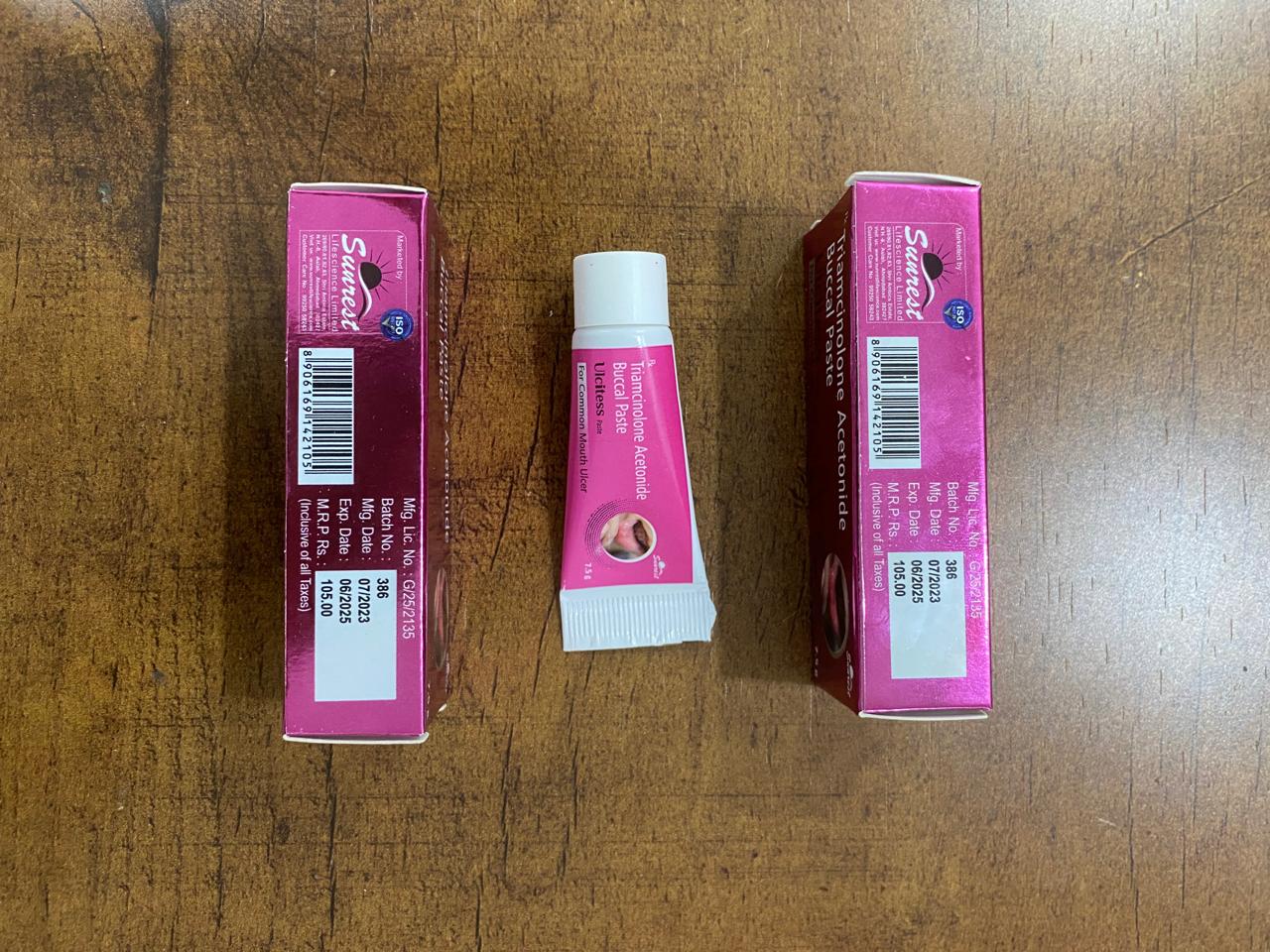 ULCITESS PASTE का उपयोग पेट में अधिक मात्रा में एसिड के कारण होने वाले अल्सर और अन्य गैस्ट्रिक समस्याओं के इलाज के लिए किया जाता है। यह दवा पेट की слизल झिल्ली को सुरक्षित करती है और दर्द को कम करने में सहायता करती है।