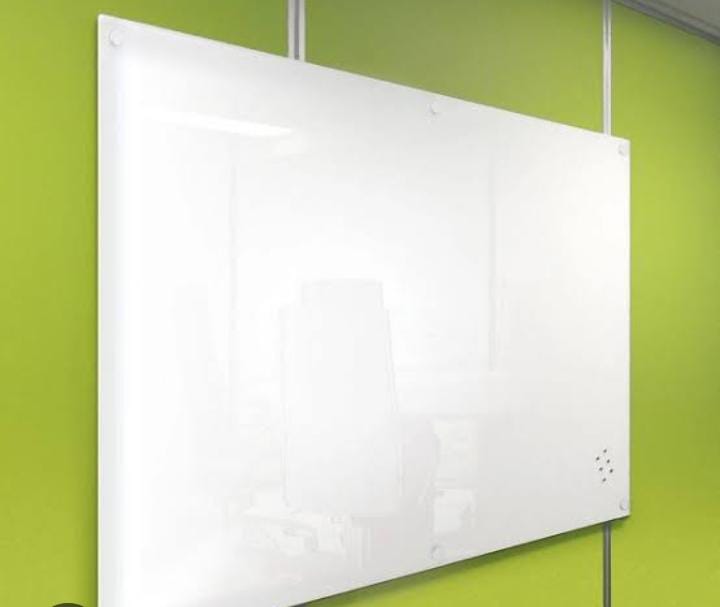 Non Magnetic Glass Board