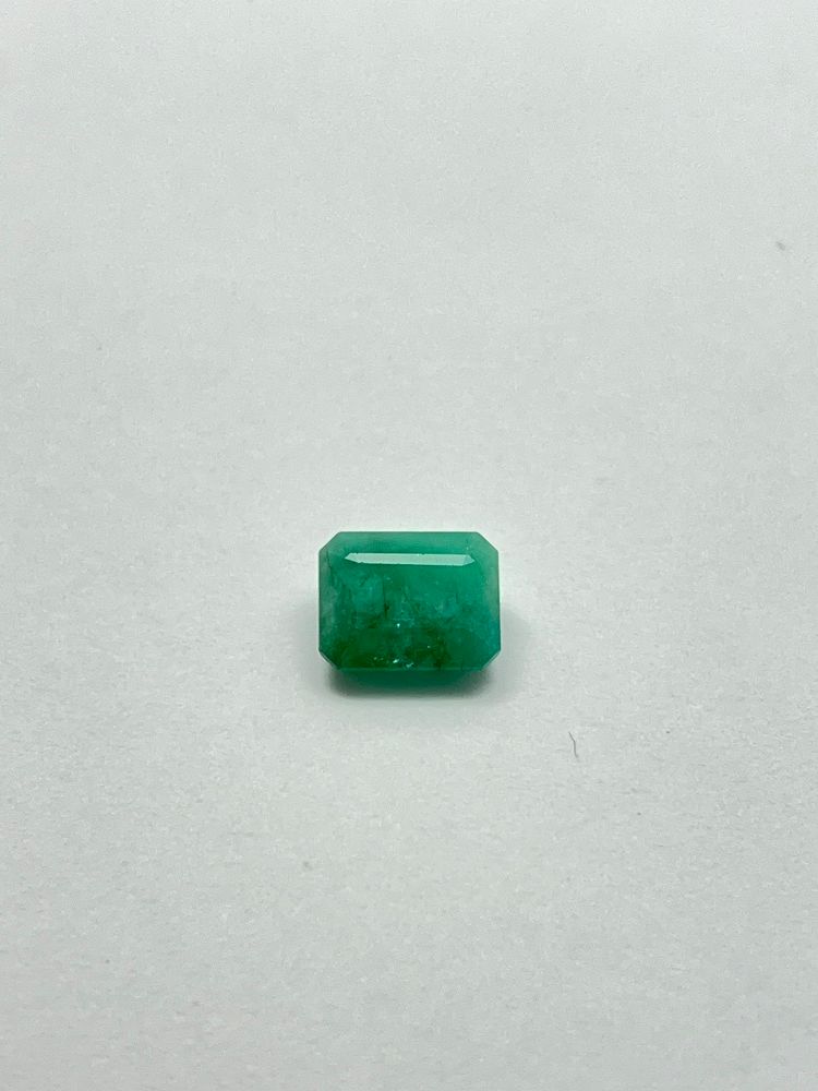 Natural Emerald Gemstone