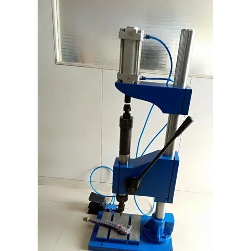 Helmet Riveting Machine - Capacity: 5.5 Ton/Day