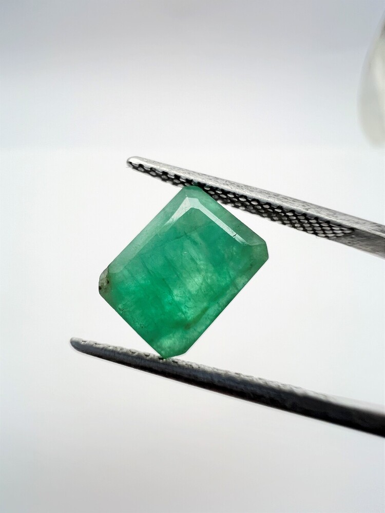 Natural Emerald Gemstone - 2.05ct, 9 X 7 X 3.50 Mm Size, Green Color | 100% Natural, Handmade Emerald Cut