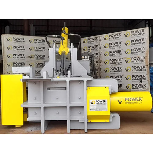 Horizontal Hydraulic Baling Machine - Color: Grey And Yellow