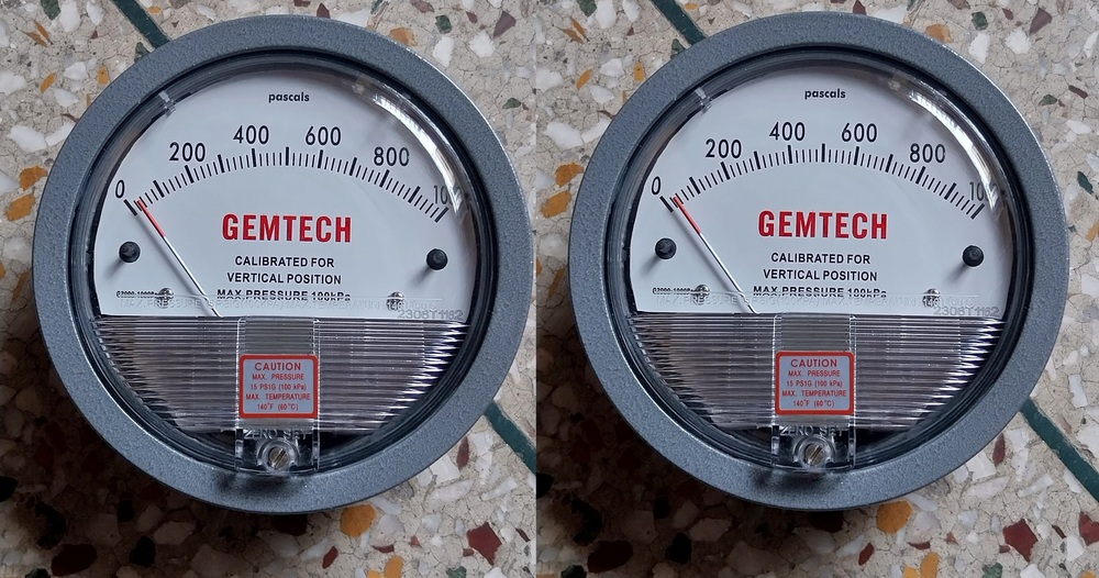 Gemtech Differential Pressure Gauge - Metal Alloy, 4 Inch Diameter, Back Mount, Npt 1/8 Inch Thread | Versatile For Power Plant And Medical Use, Measures Positive & Negative Pressure