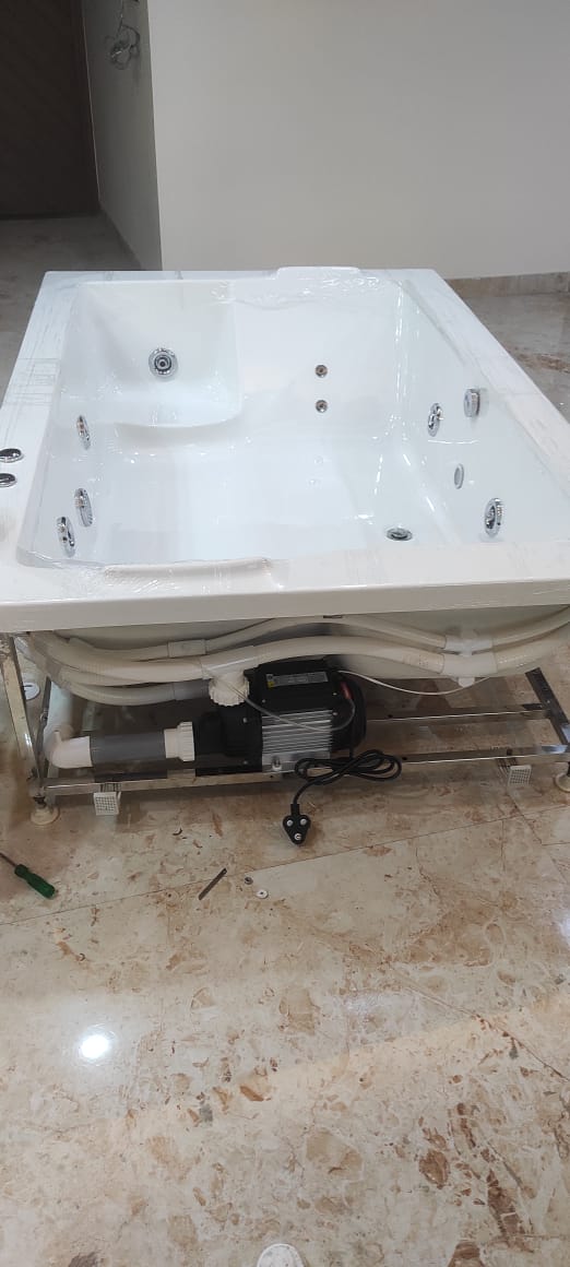 Hydrotherapy Bathtub