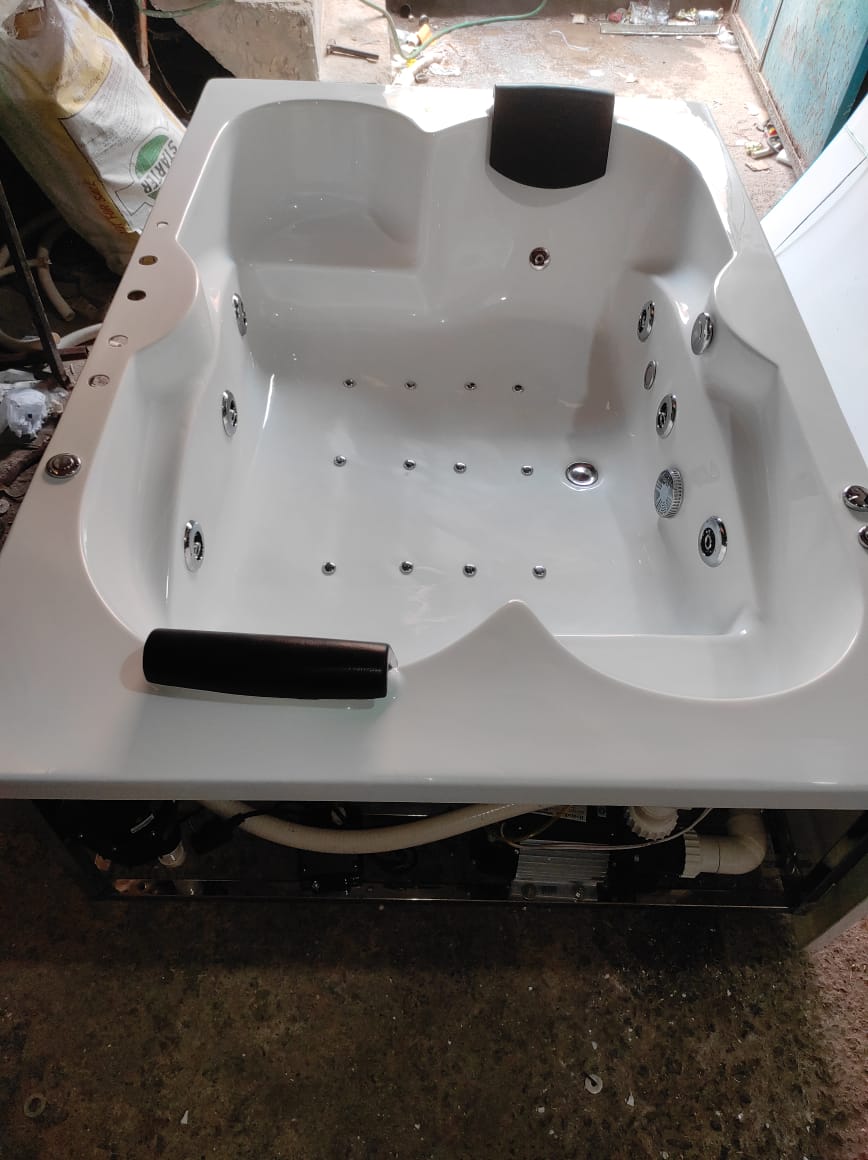 Hydrotherapy Bathtub