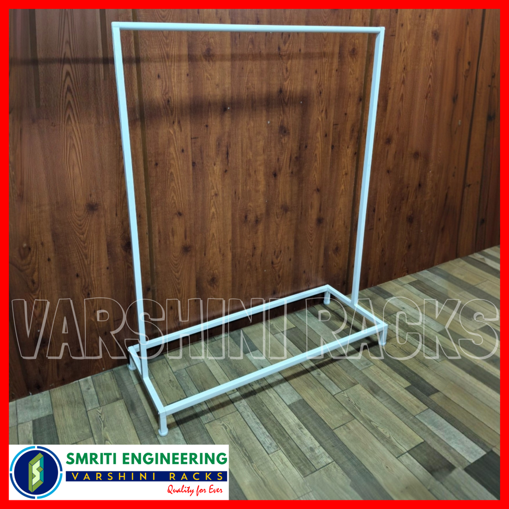 Garments Chutithar Cloth Hanging Stand - Capacity: 100 Kg