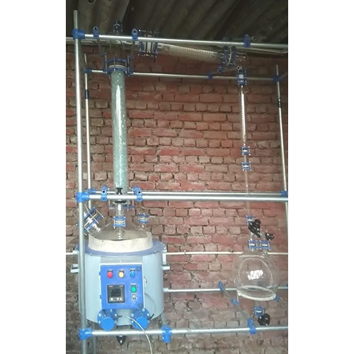 Glass Simple Distillation Assembly