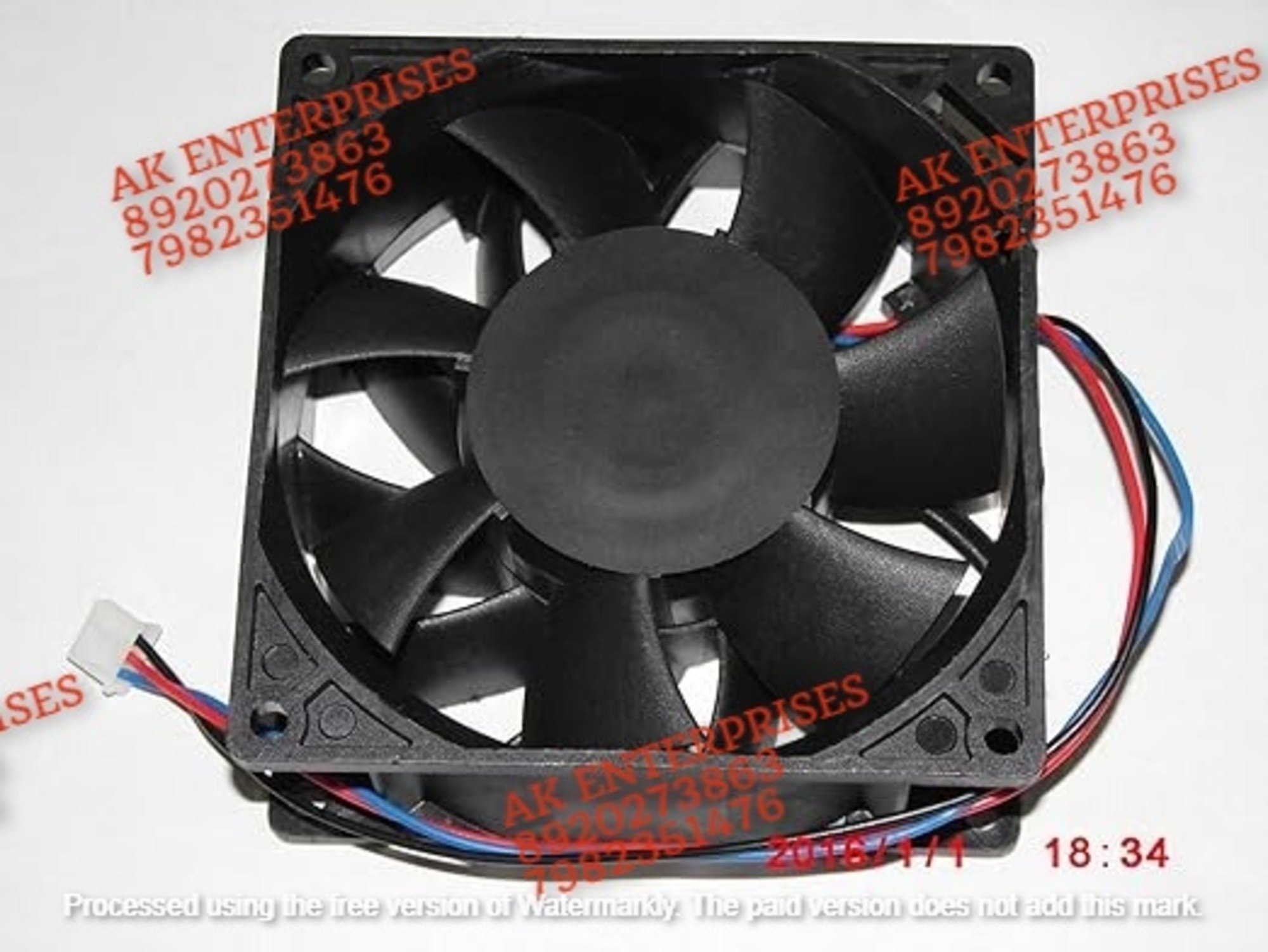  Delta FFB0924EHE Axial Fan 24V-0.75A DC Brushless Air Cooling Fan 4800 RPM 92 * 92 * 38mm 2-Wire