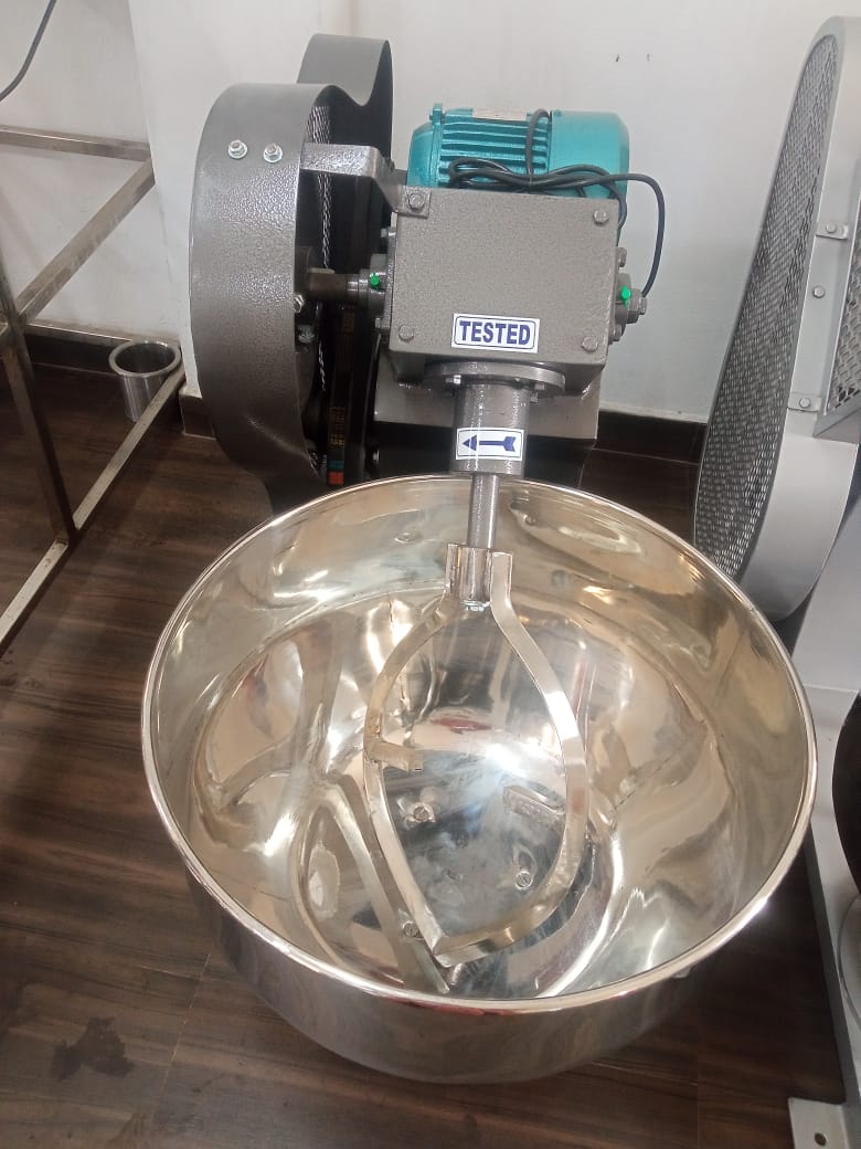 Dough Mixer Machine - Color: Silver