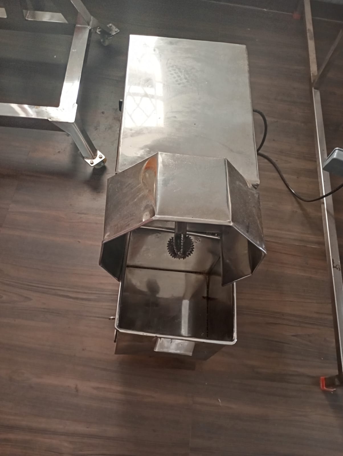 Half Cooked Chapati Making Machine - Mild Steel, 400-430 Volt Electric Heating System | High Efficiency, Automatic Operation For Large Production Capacity