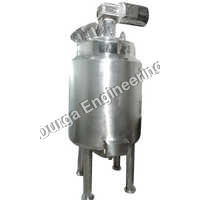 1000 L Ss Jacketed Tank - Color: Silver
