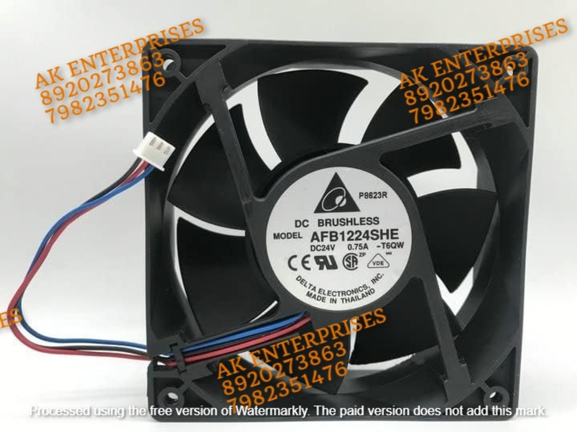  Delta AFB1224SHE Axial Fan 24V-0.75A DC Brushless Air Cooling Fan 3700 RPM 120 * 120 * 38mm 4-Wire